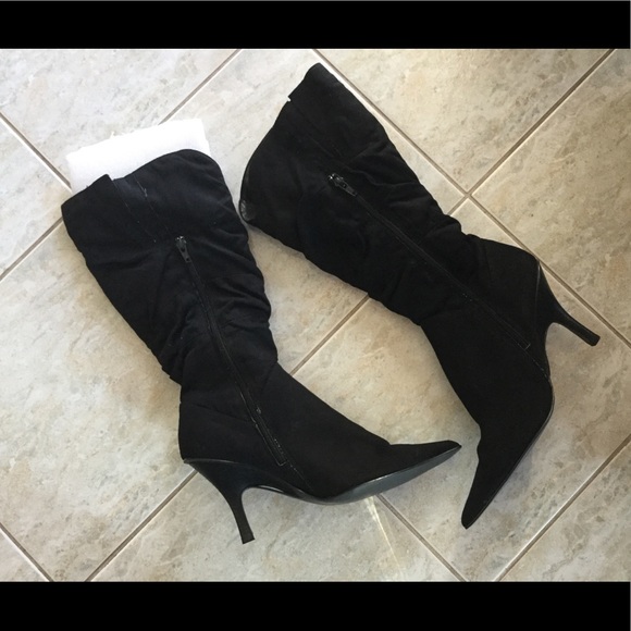 Sexy Black Suede Boots - Picture 3 of 16